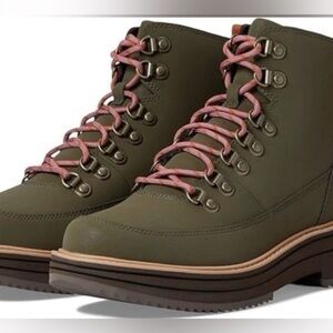 TEVA Women’s Midform Dark Olive Green Hiking Boots Sz 6